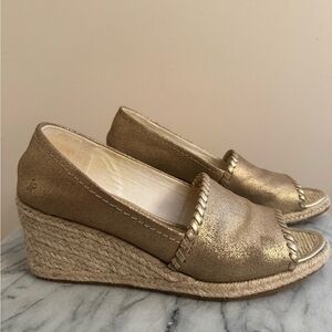 Jack Rogers Gold Peep Toe Espadrille Wedge Sandals Women’s Size 8.5 Preppy